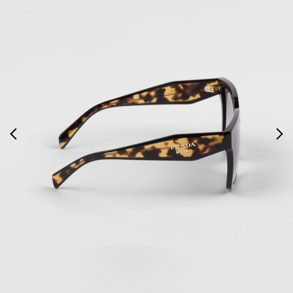 Prada Black and Tortoise Square Sunglasses - Picture 4 of 11